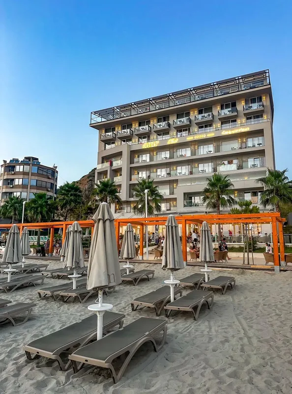 AMR Hotel, hoofdfoto