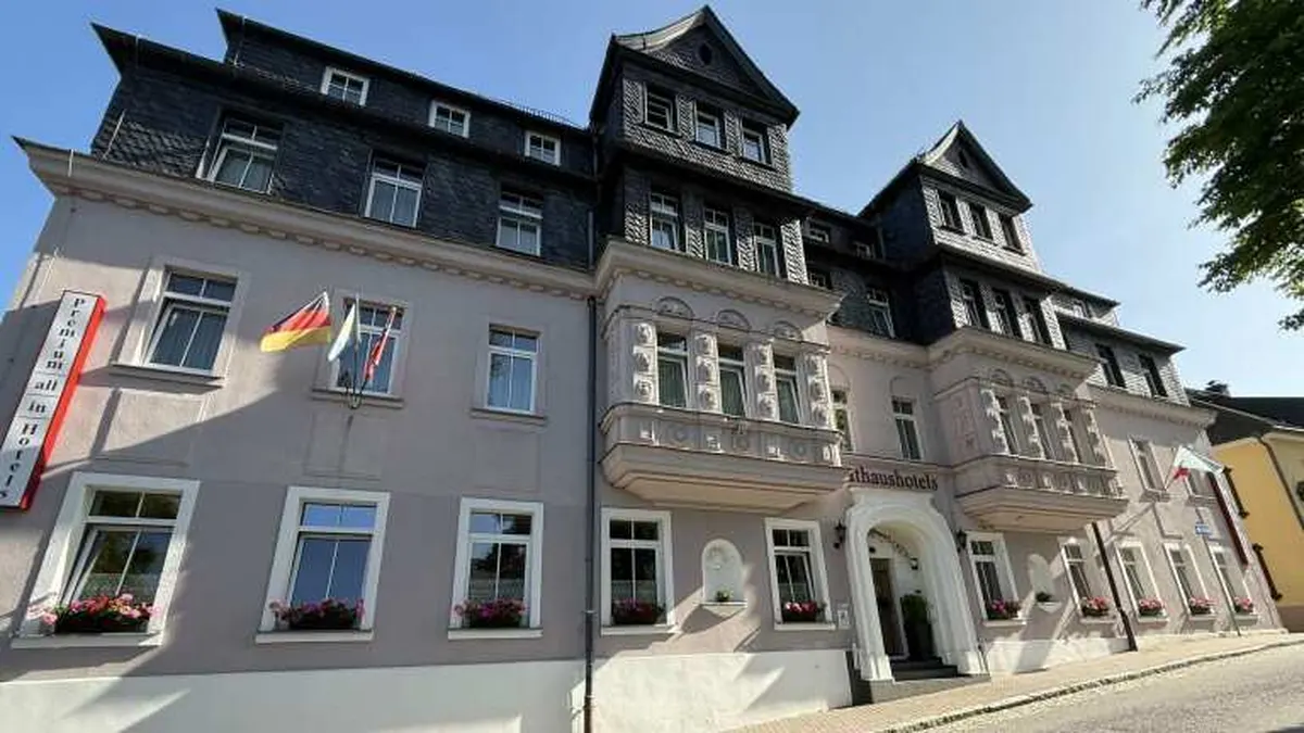 Rathaushotel Oberwiesenthal — hoofdfoto