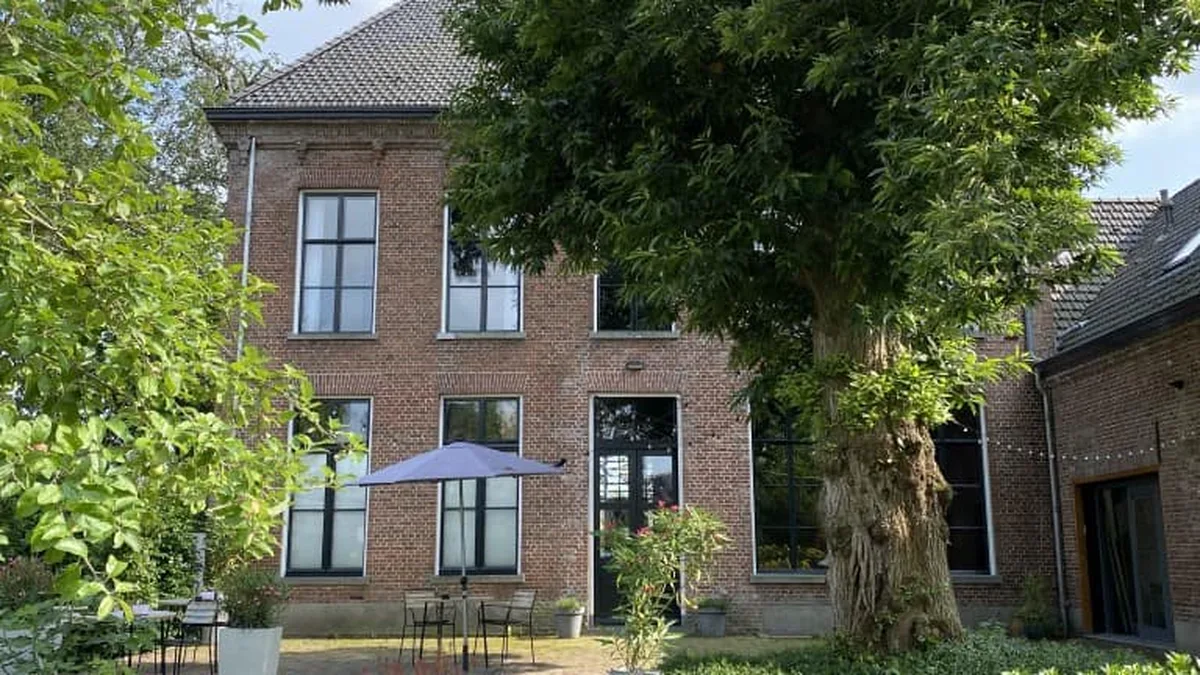 Boutique Hotel Lytel Blue — hoofdfoto