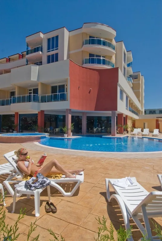 Esperanto Hotel — hoofdfoto