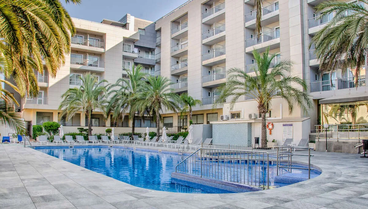 Hotel Cosmopolitan — hoofdfoto