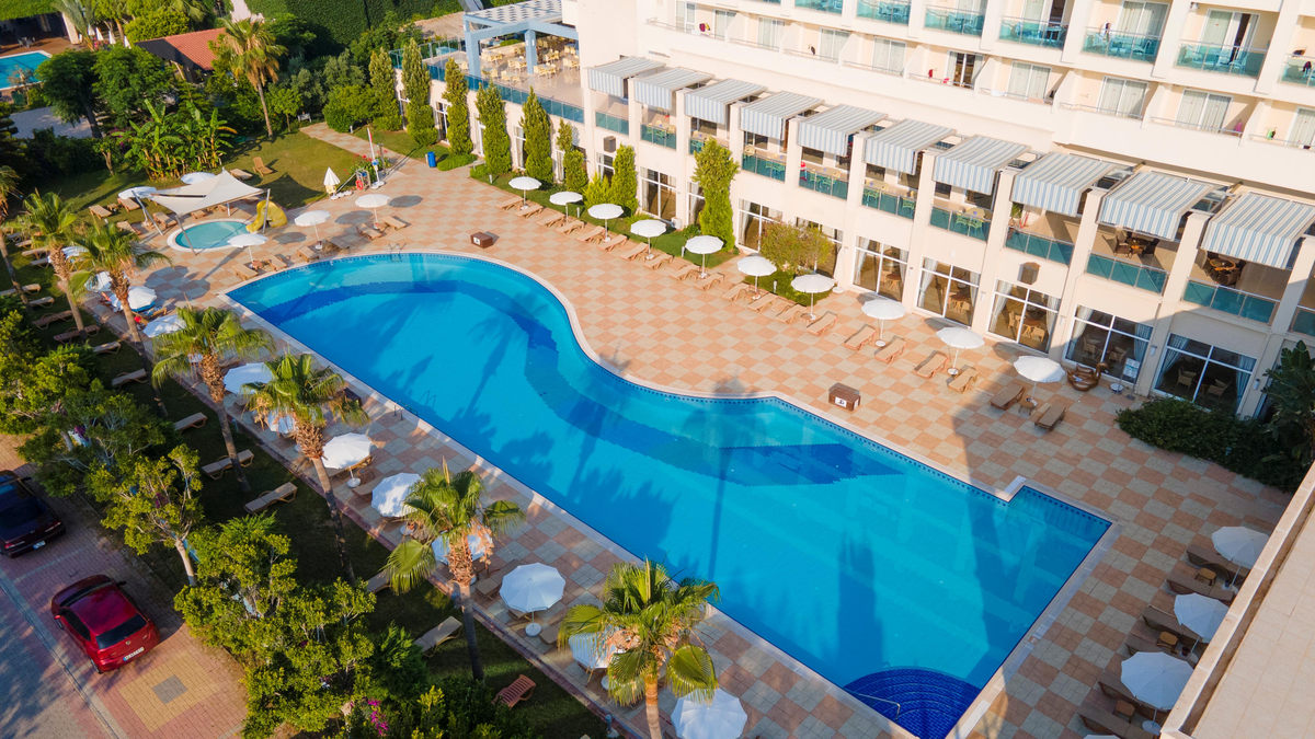 Hotel Solivia (ex Titan Select) — hoofdfoto