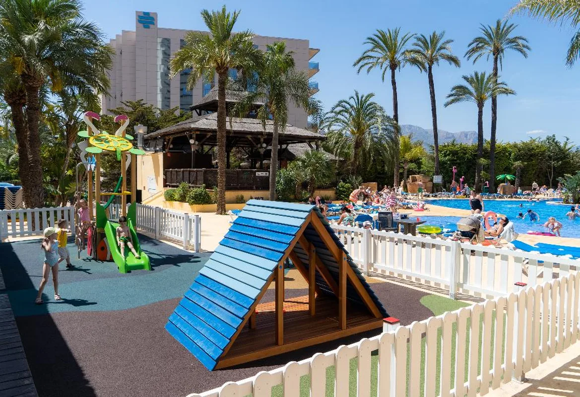 Flamingo Oasis, hoofdfoto