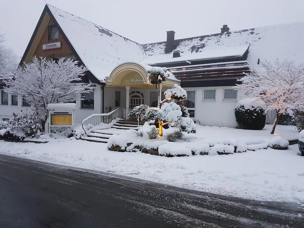 Friederike — hoofdfoto