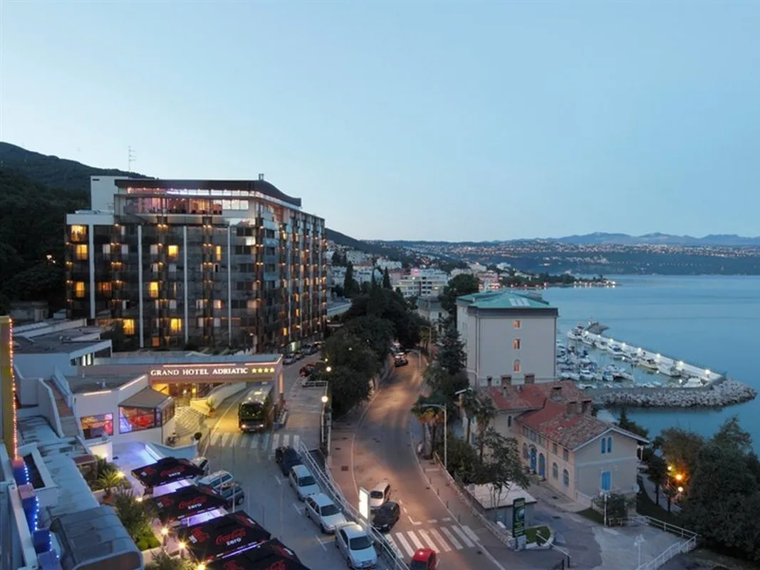 Grand Hotel Adriatic — hoofdfoto