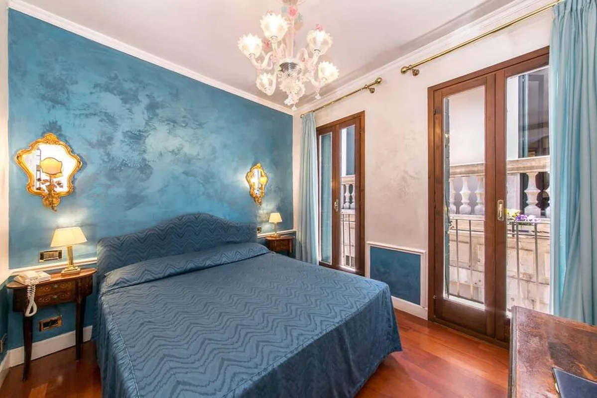 Hotel Pantalon — hoofdfoto