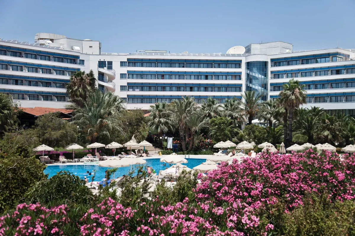 Sunrise Resort Hotel — hoofdfoto