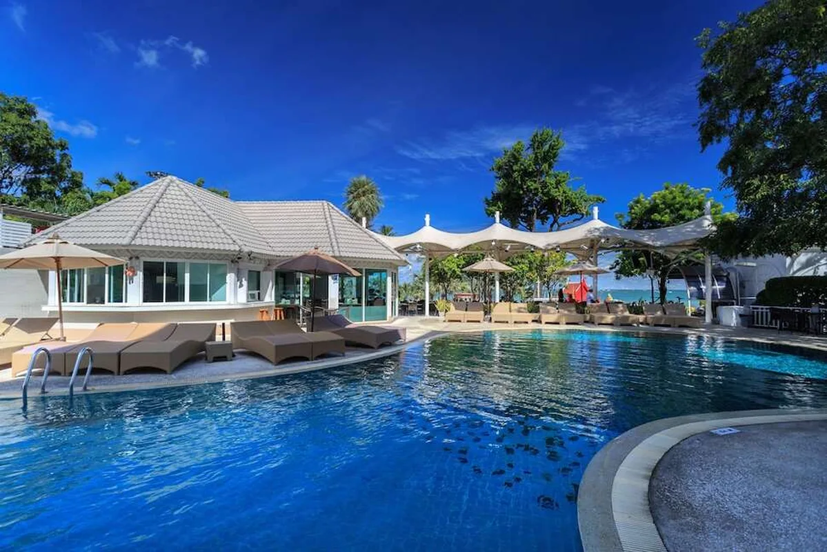Pattaya Discovery Beach — hoofdfoto