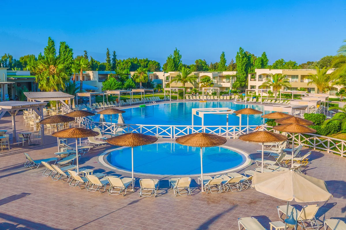 Fly & Go Kipriotis Maris Suites — hoofdfoto