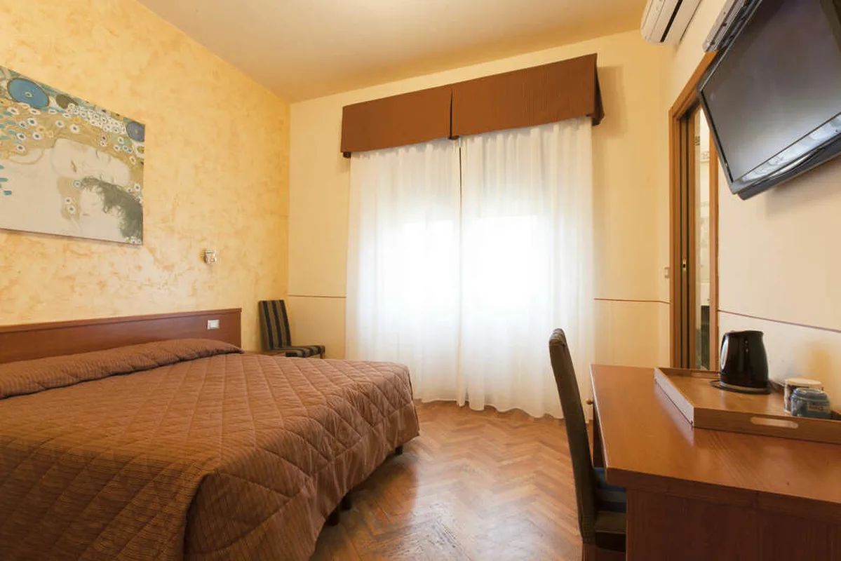 Hotel Ester — hoofdfoto