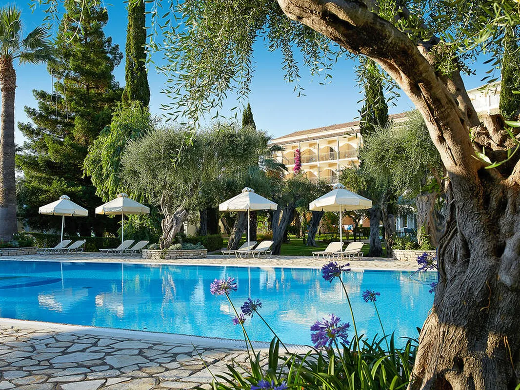Hotel Delfinia — hoofdfoto