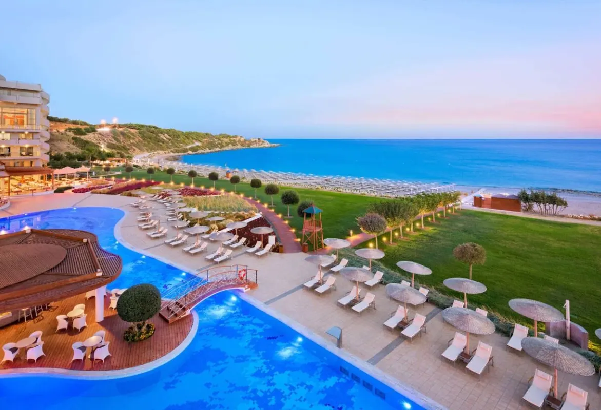 Elysium Resort And Spa — hoofdfoto