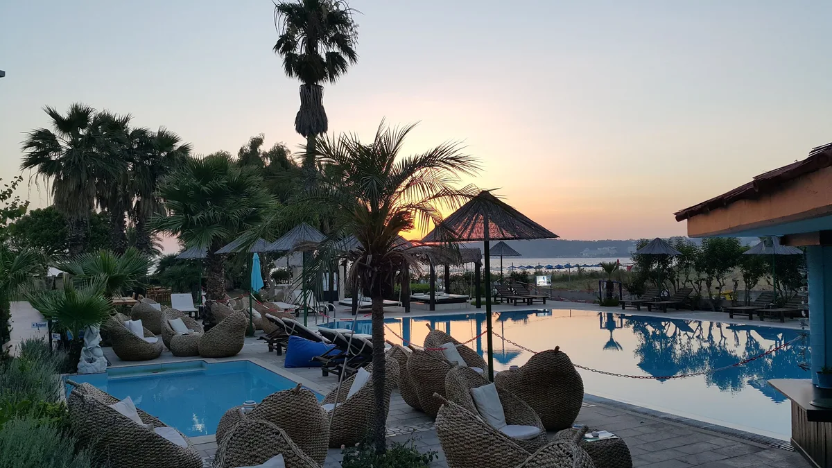 Ixia Dream Beachfront Hotel — hoofdfoto