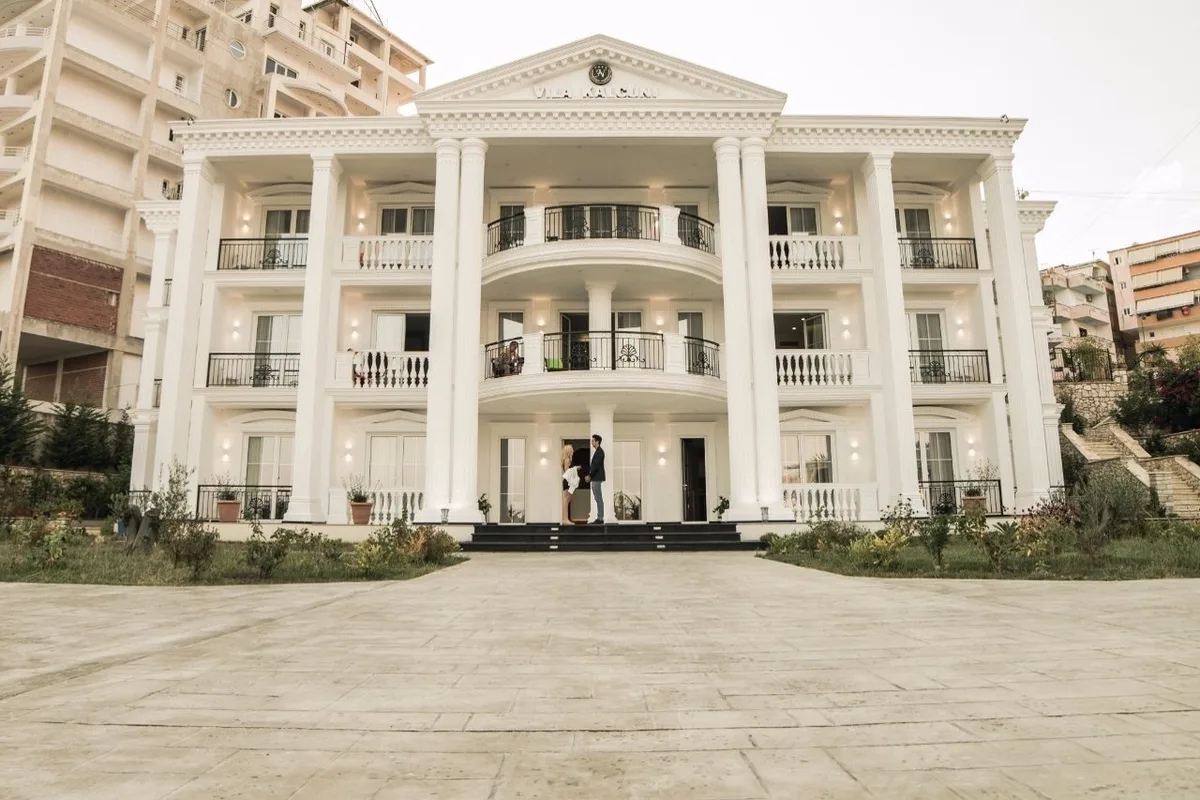 Vila Kalcuni Sarande — hoofdfoto
