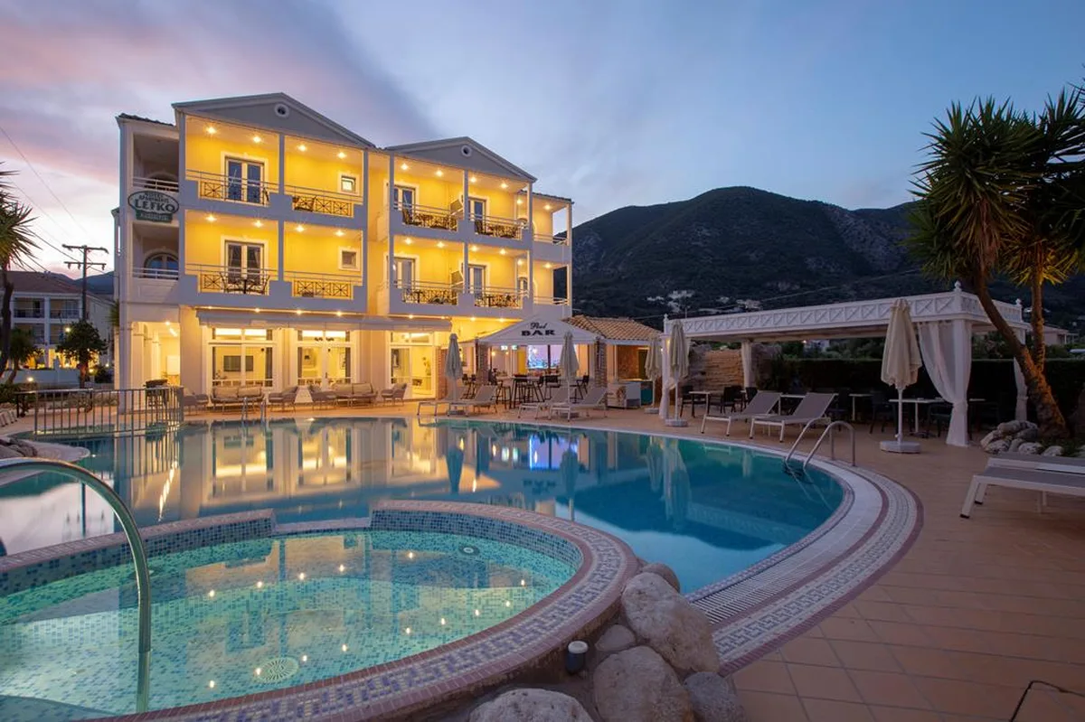 Hotel Appartments Lefko — hoofdfoto