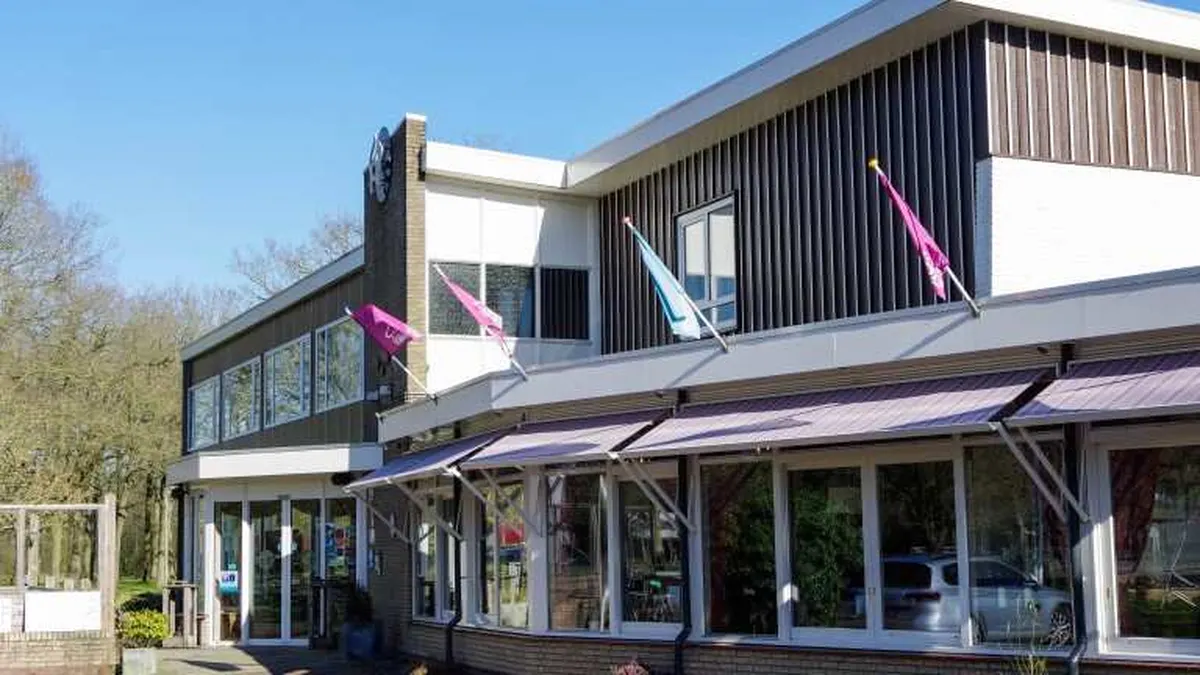 Hotel en Restaurant van Saaze — hoofdfoto