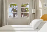 Fly & Go H10 Ocean Suites foto 8