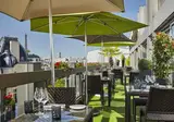 Warwick Paris foto 1