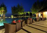 Apsara Beachfront Resort & Villa foto 17