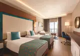 Ramada Hotel & Suites by Wyndham Kusadasi foto 14