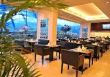 Ramada by Wyndham Beach Hotel Ajman foto 16