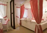 Burghaus en Villa Kronenburg foto 3