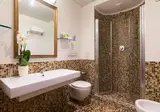 Ariston foto 18