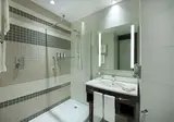 Hampton by Hilton Dubai Airport Hotel foto 12