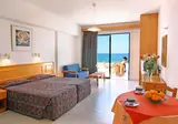 Corallia Beach Hotel Apartments foto 30