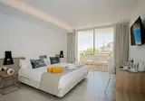 Globales Cala Bona Suites foto 11