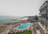 Themis Beach foto 2