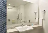 Ramada Hotel & Suites by Wyndham Izmir Kemalpasa foto 10