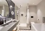 The Gantry London, Curio Collection by Hilton foto 25