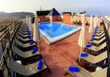 Reveron Plaza foto 1