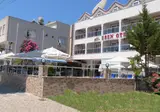 Moni Hotel foto 1