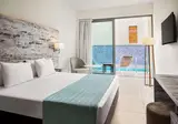 Ramada Hotel & Suites by Wyndham Ayia Napa foto 15