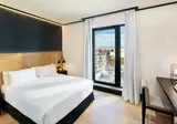H10 Puerta de Alcala foto 5
