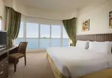 Ramada by Wyndham Beach Hotel Ajman foto 29