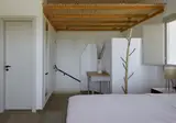 Sea Breeze Santorini Beach Resort, Curio Collection by Hilton foto 15