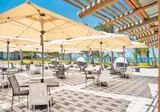 Crystals Beach Resort Belle Mare, a member of Radisson Individuals foto 19