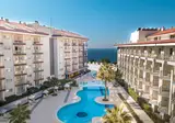 Ramada Hotel & Suites by Wyndham Kusadasi foto 1