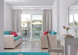 Palapart Gikas Studios & Suites foto 6