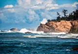 Volcanic Peaks to Sparkling Shores foto 3