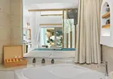 Alia Luxury Suites & Spa Beachfront Hotel foto 6