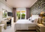 Neikos Mediterraneo Luxury Suites foto 6