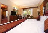 Holiday Villa Beach Resort & Spa foto 3