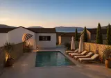 Onysis Rustic Luxury Suites foto 15