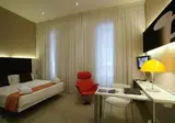 ICON Embassy foto 2