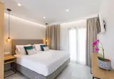V Luxury Suites foto 22