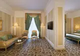 Royal Rose Abu Dhabi, a Curio Collection by Hilton Affiliated Hotel foto 25